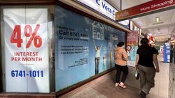Burlington Square (D7), Retail #557526681
